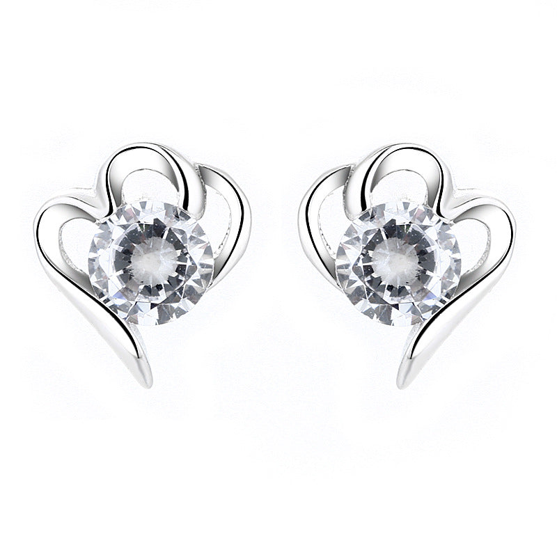 Women’s stud earrings with stylish heart design and sparkling crystals