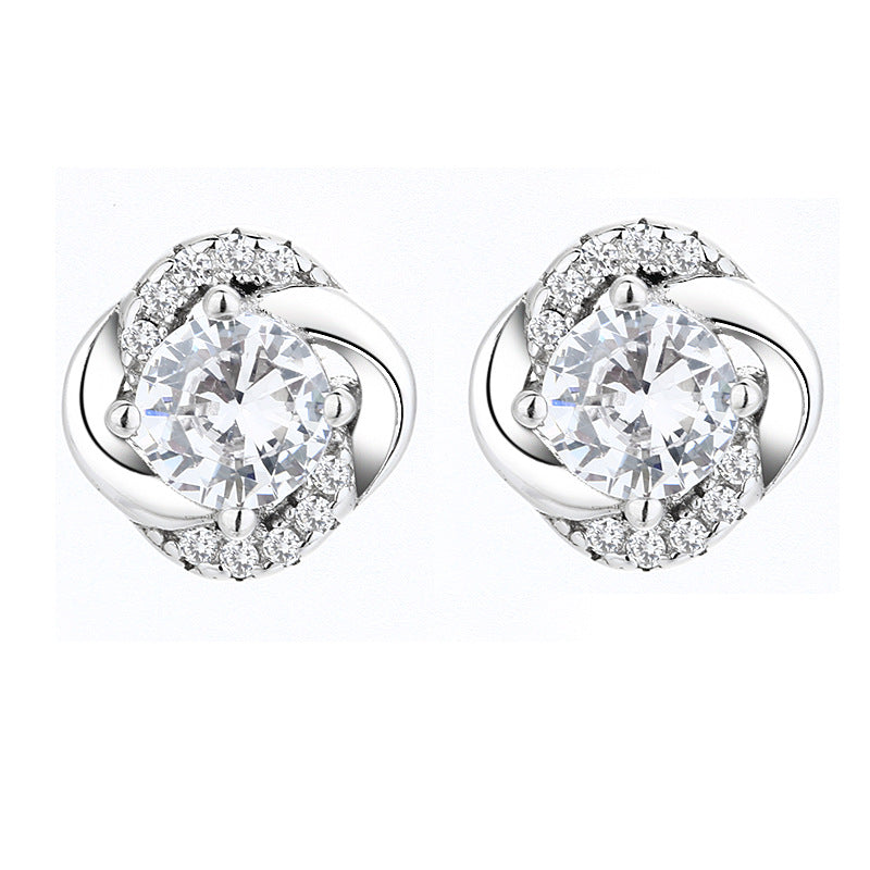 Women's earrings with sparkling cubic zirconia and elegant cable design
