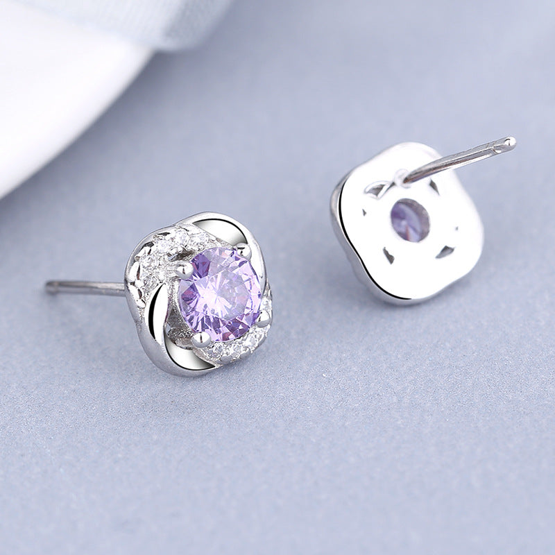 Women's earrings with sparkling cubic zirconia and elegant cable design