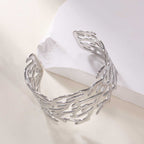 Women's Open Bangle with Elegant Wave Design