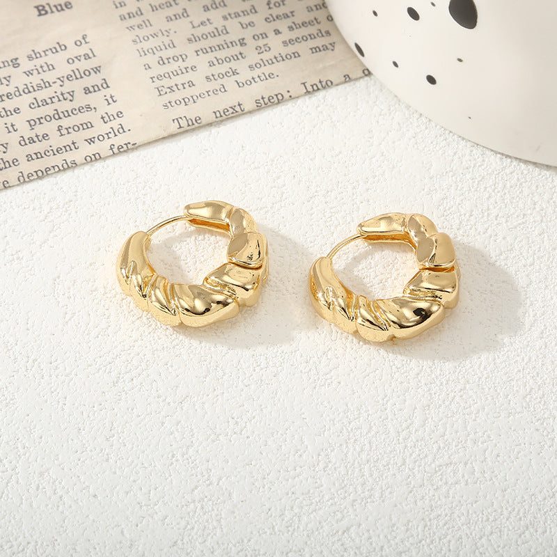 Women's Hair Jewelry with Exquisite Shell Design