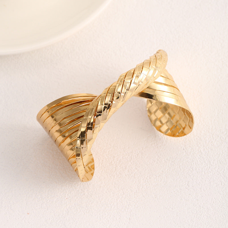 Ladies Open Bangle with Artistic Fold Design