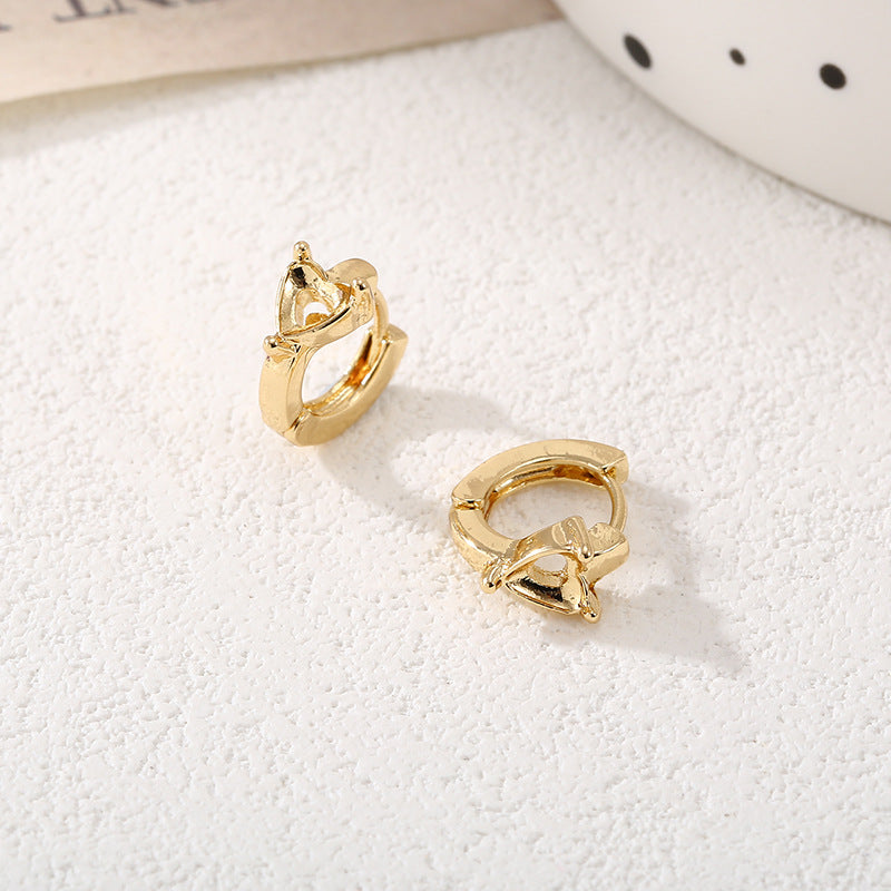 Ladies hoops in unique, sculptural design