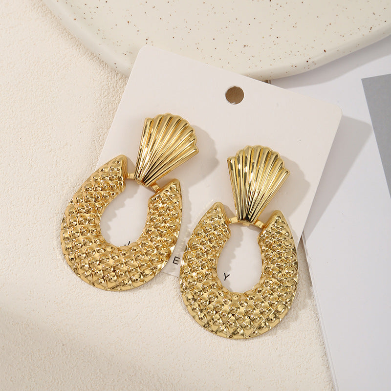 Ladies Hanging Earrings in Modern Rectangular Design