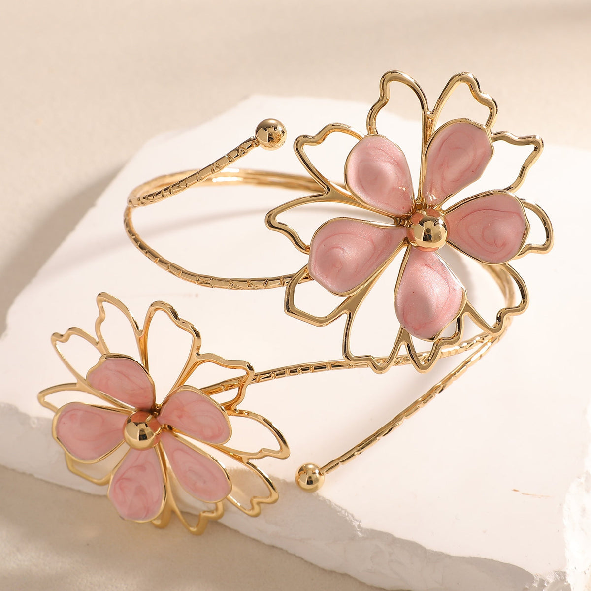 Ladies bracelet with artistic flower design