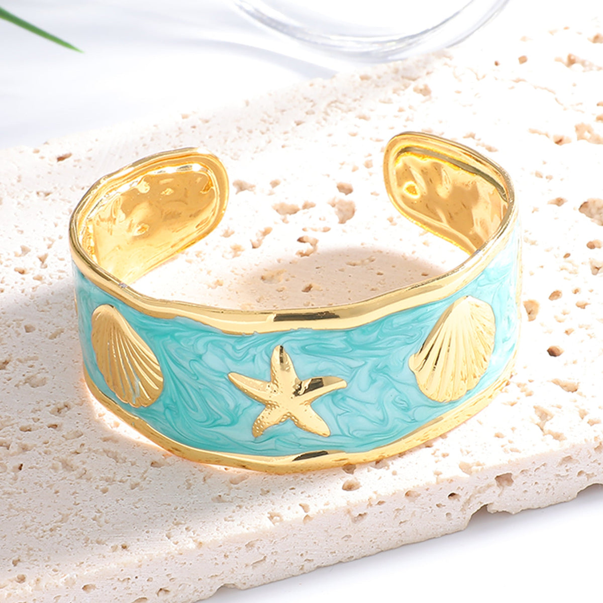 Women's Bangle with Maritime Shell and Starfish Design