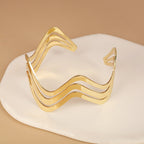 Women's elegant bracelet with artistic floral design