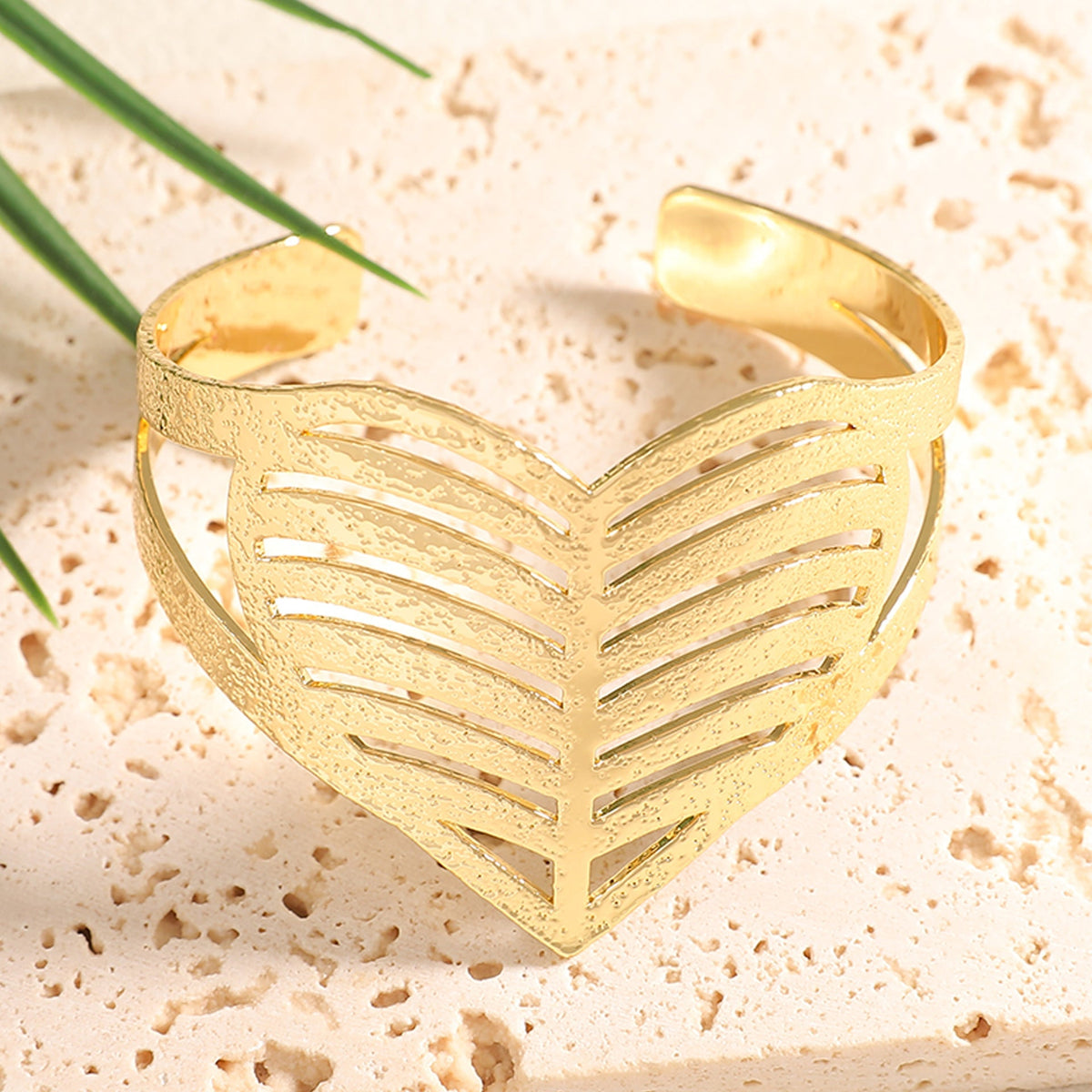 Ladies Open Bangle with Artistic Coral Pattern