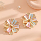 Ladies Hair Clips with Artistic Flower Design