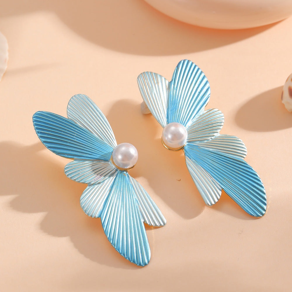 Women's hair clips in elegant butterfly design
