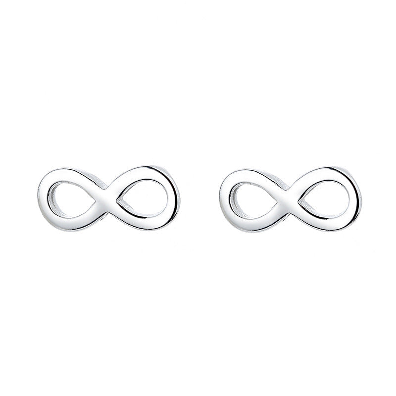 Ladies earrings in infinity design made of high-quality material