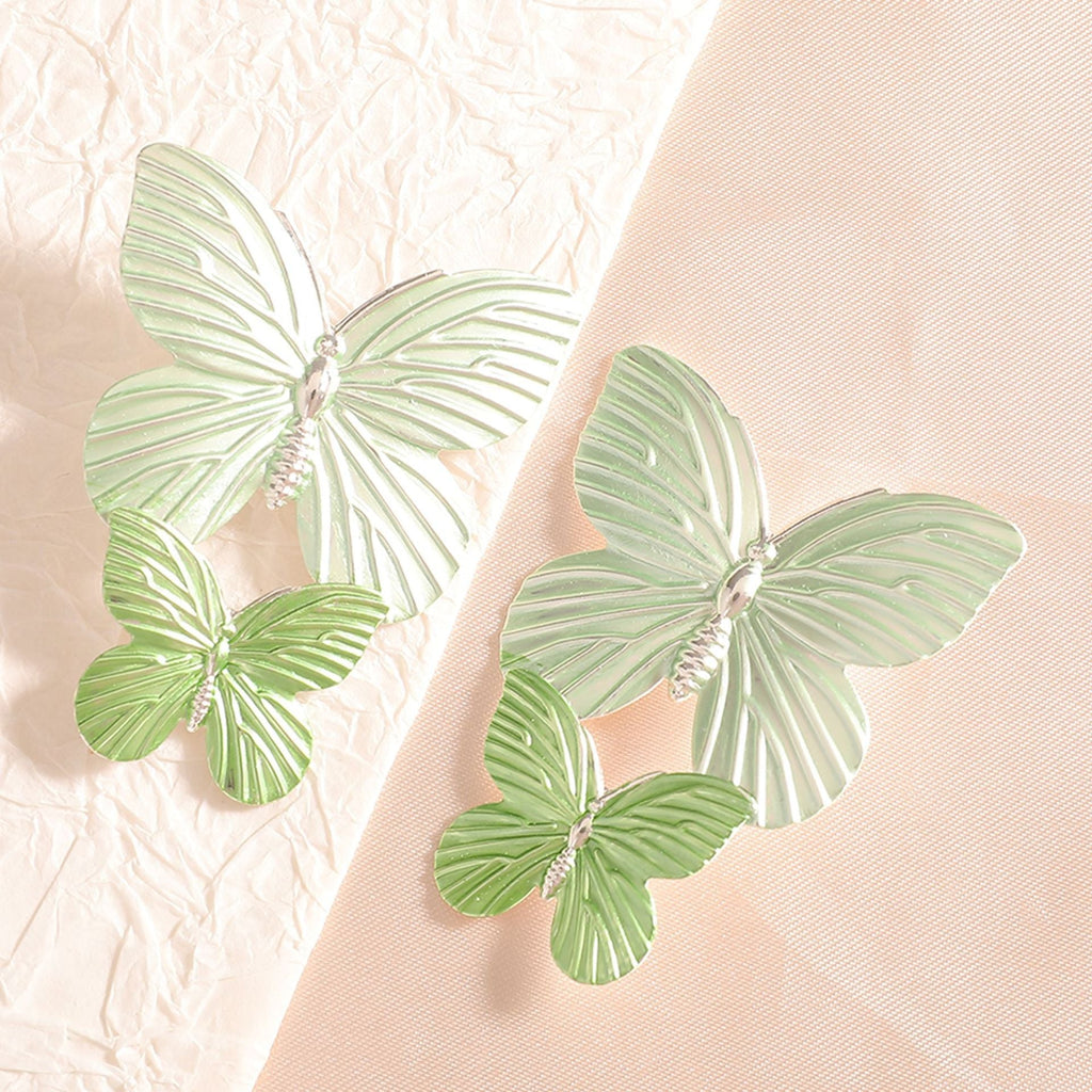 Ladies' brooches in elegant butterfly design