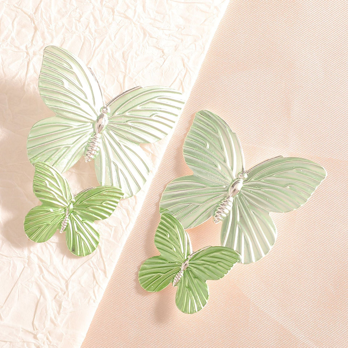 Ladies' brooches in elegant butterfly design