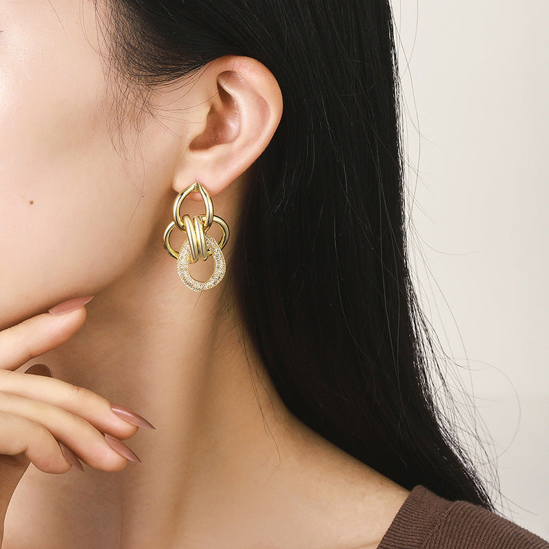 Women's Hanging Earrings with Luxurious, Sculptural Design