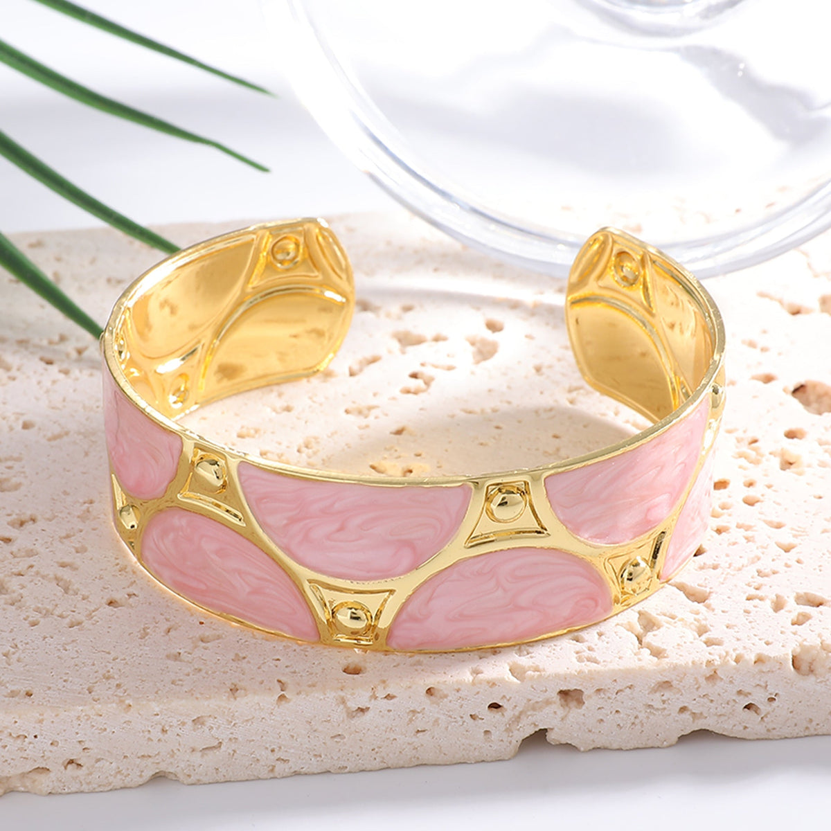 Women's cuff bracelet with artistic design