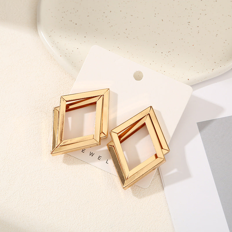Women's Hanging Earrings with Square Design and Glossy Surface