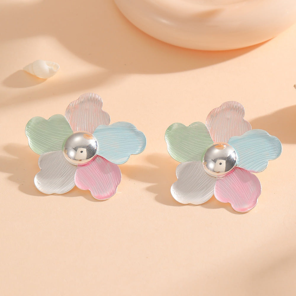 Women's hair clips in playful flower design