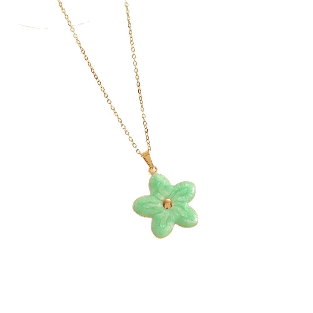 Women’s necklace with elaborately designed flower pendant