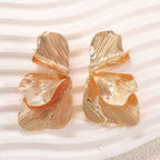 Women's ear clips in an elegant, textured design