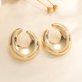 Women's earrings with elegant curved design