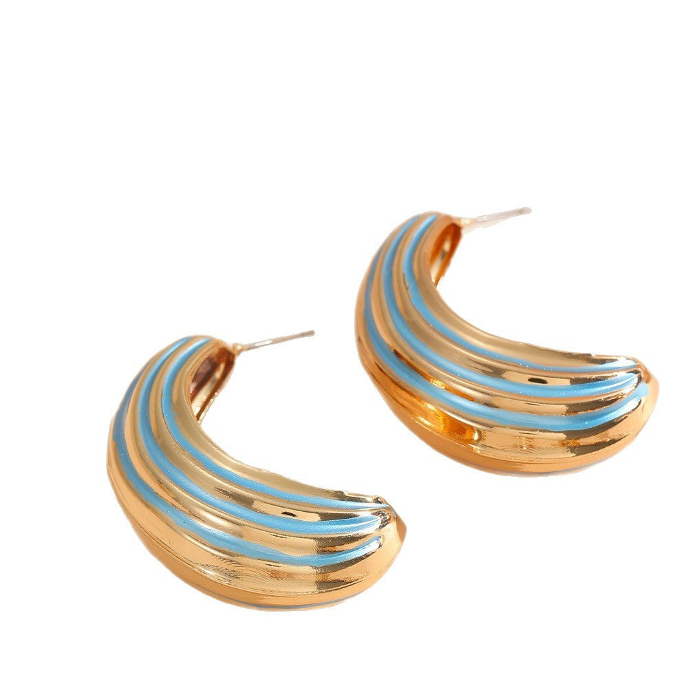 Women Hanging Earrings with Luxurious Gold and Pink Finish