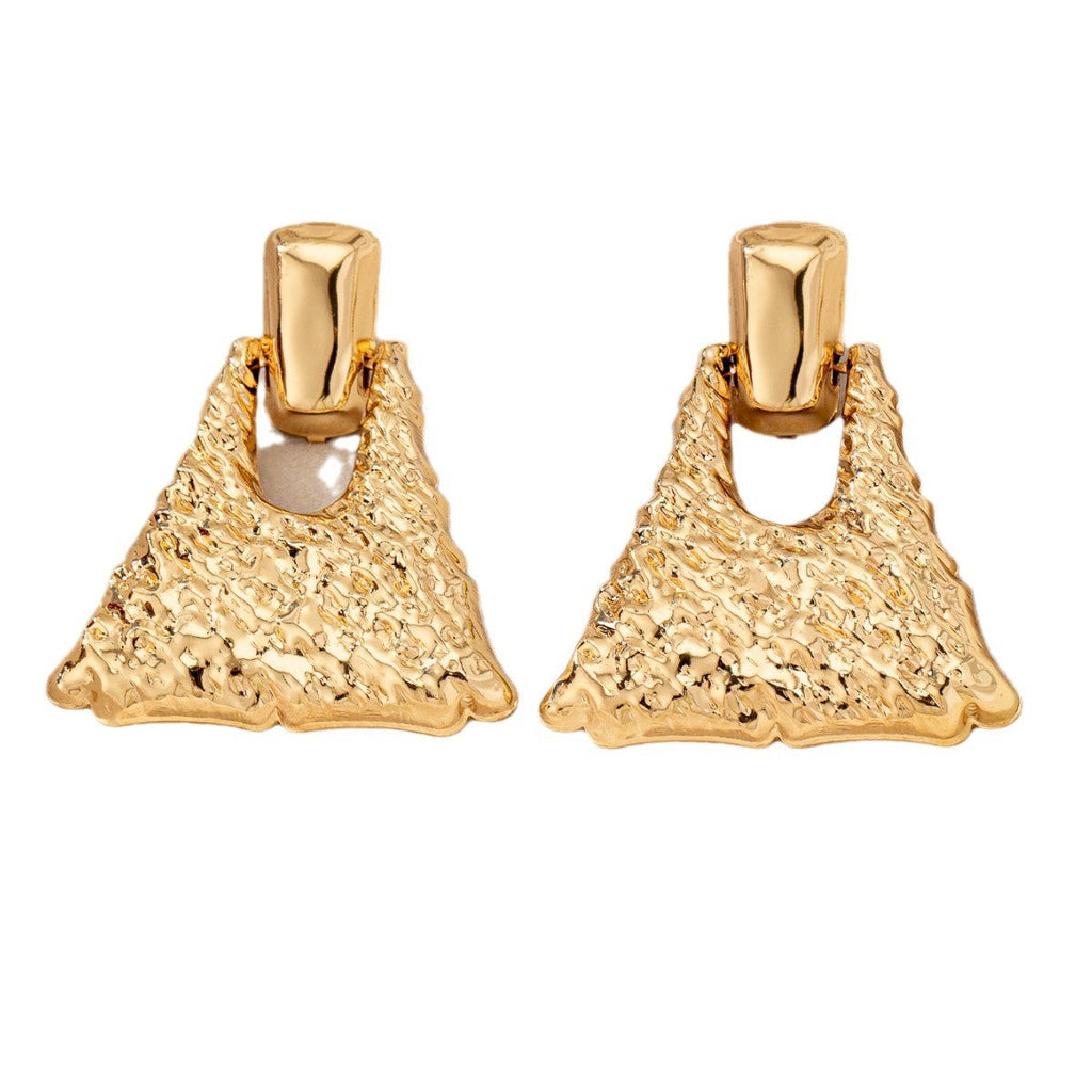 Women's earrings in artistic design