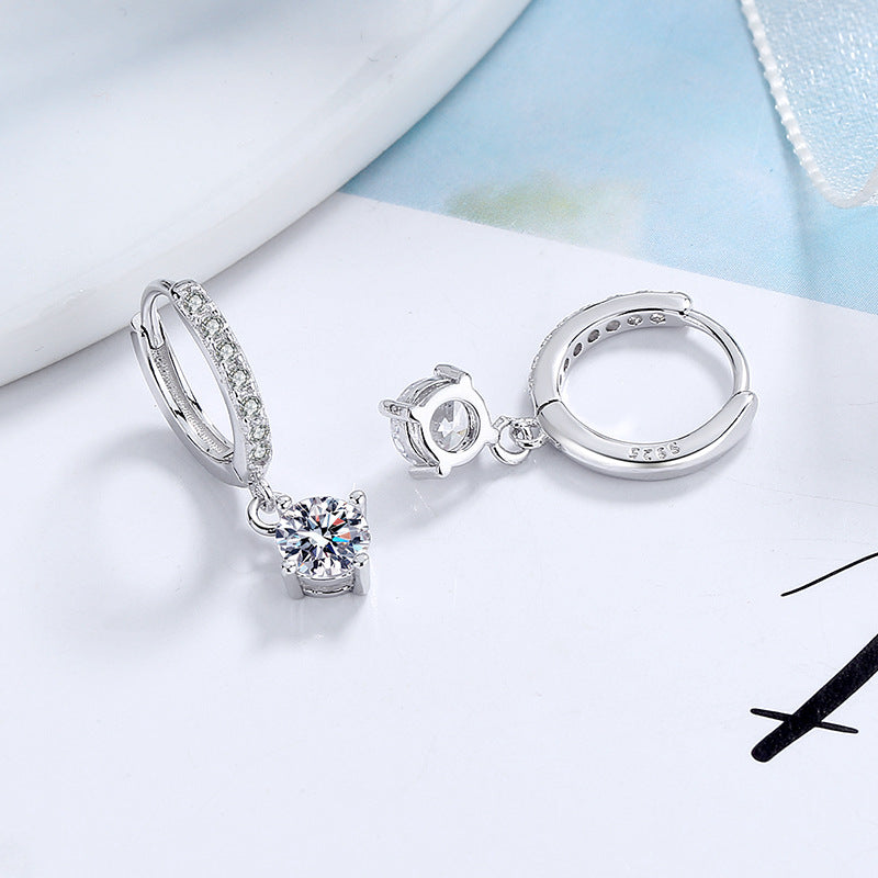 Ladies earrings with sparkling crystals and high-quality gold plating
