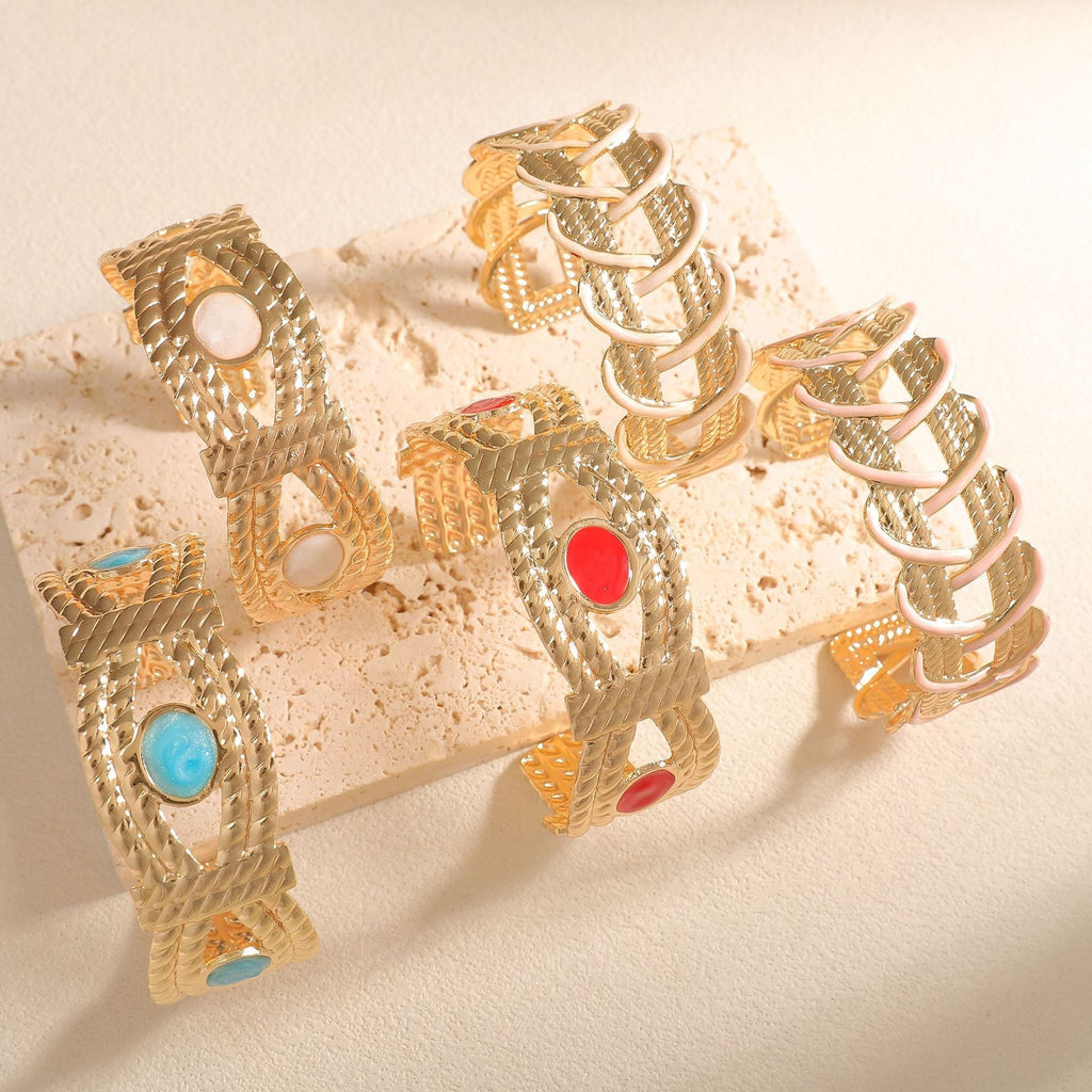 Women Open Bangle with Artistic Braiding Pattern