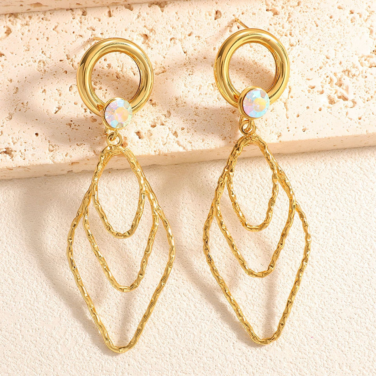 Women's earrings with elegant, shimmering design