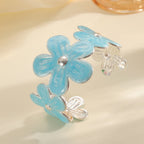 Women's bracelet made of high-quality metal with floral design