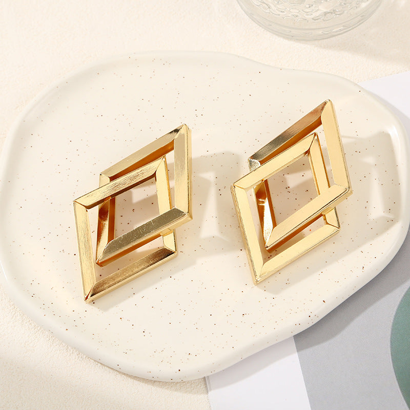 Women's Hanging Earrings with Square Design and Glossy Surface