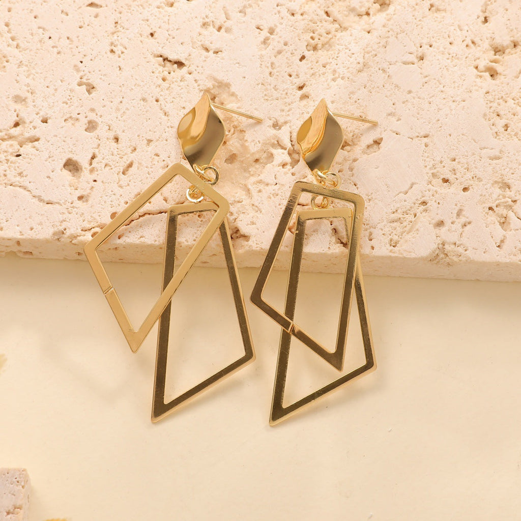 Women's Hanging Earrings in Modern Geometric Design