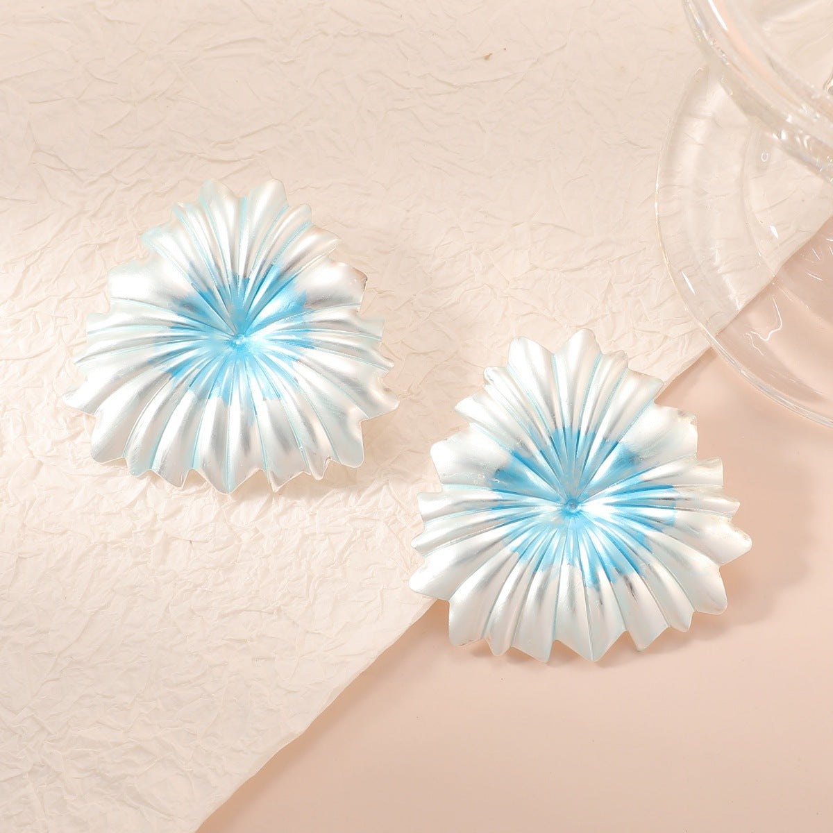 Women's Hair Clips in Elegant Plant Motif