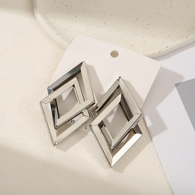 Women's Hanging Earrings with Square Design and Glossy Surface