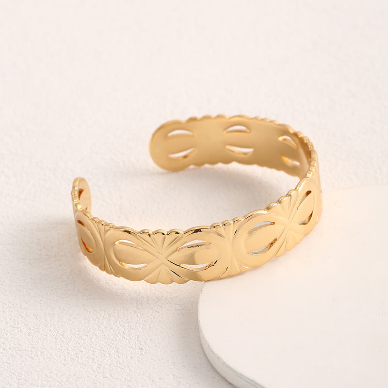 Ladies Open Bangle with Elegant Structure Design