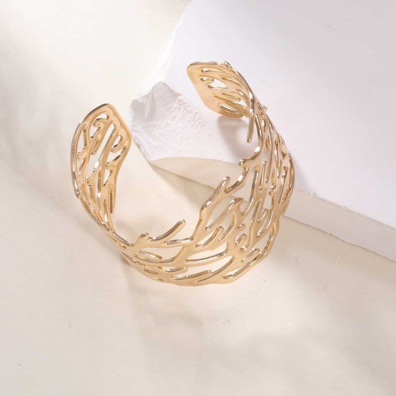 Women's Open Bangle with Elegant Wave Design