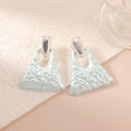 Women's earrings in artistic design