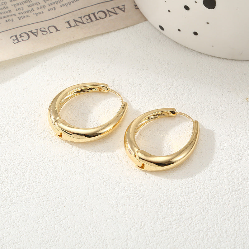 Women's Hoop Earrings with Elegant Curved Design