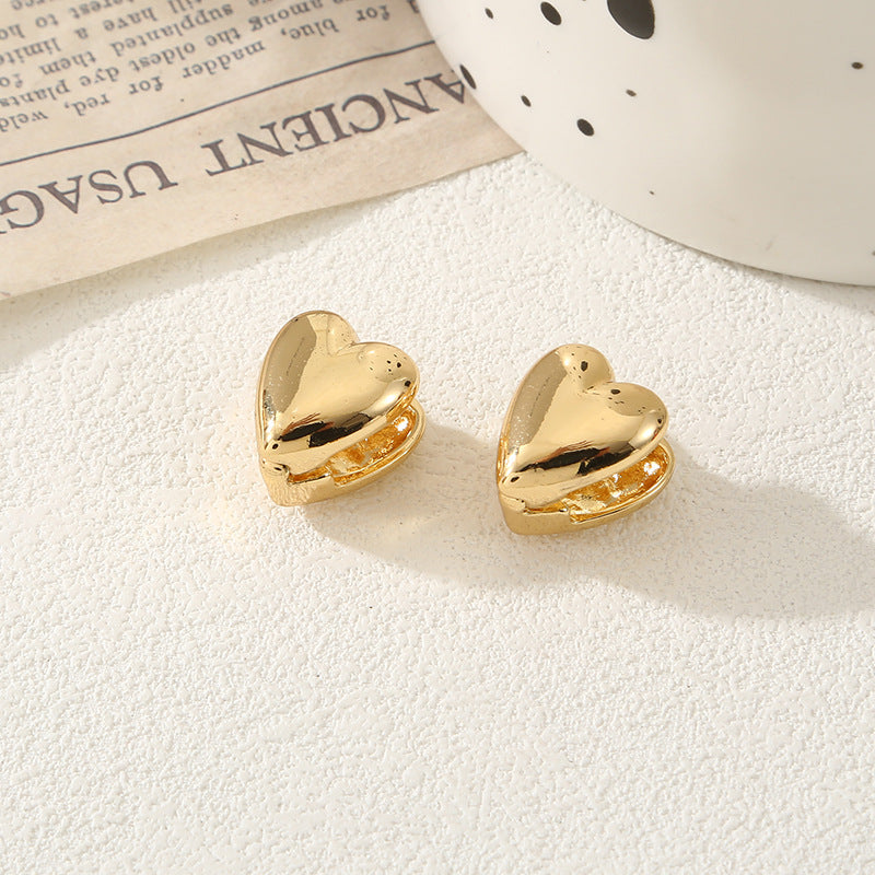 Women's heart-shaped ear clips