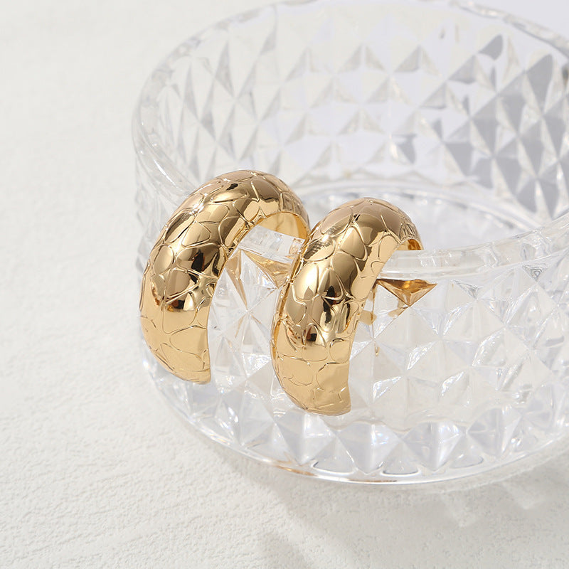 Women's hoops with elegant, modern design