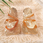 Women's ear clips in an elegant, textured design