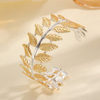 Ladies bracelet in elegant leaf design