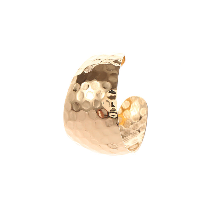 Women High-Quality Bracelets with Artistic Pattern