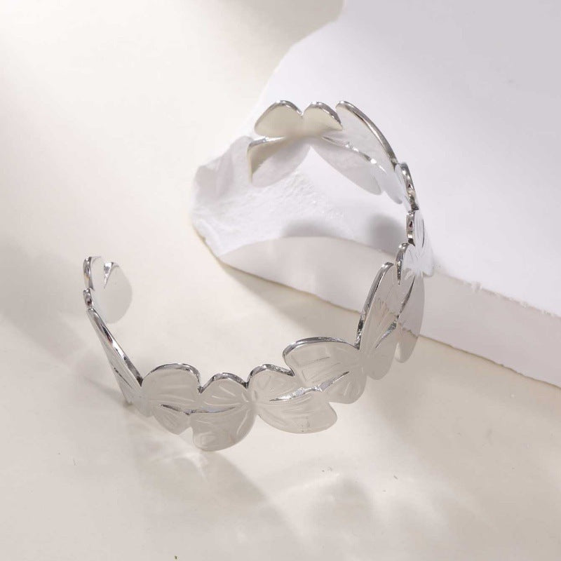 Women's Open Bangle with Elegant Wave Design