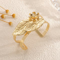 Ladies bangle with elaborate leaf design