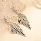Women's Hanging Earrings in Stylish Leaf Design