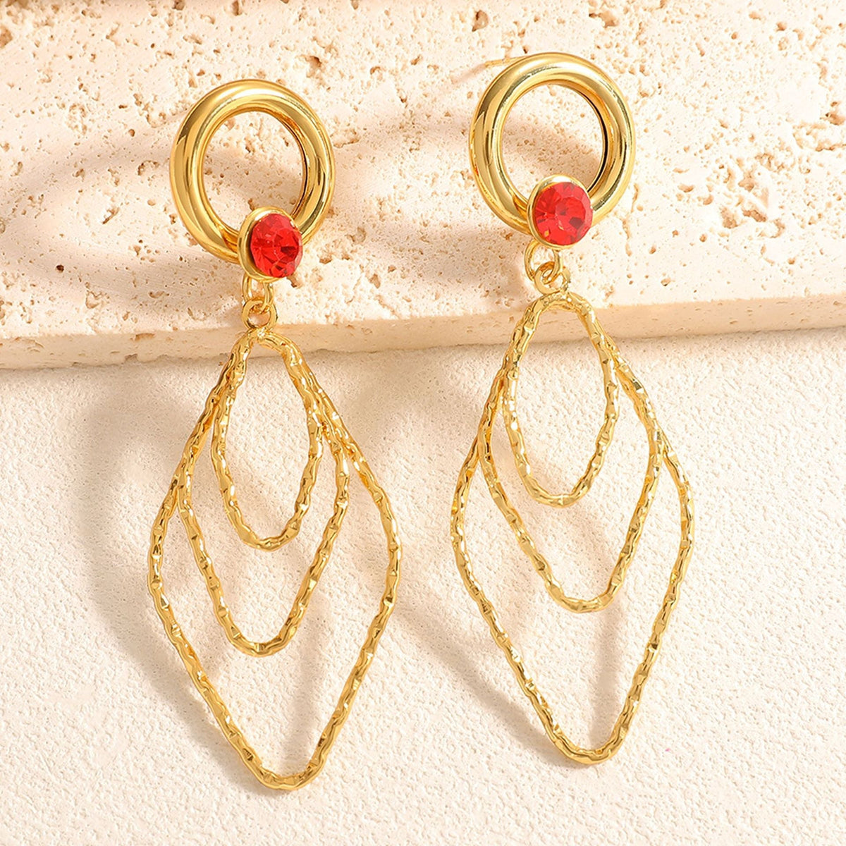 Women's earrings with elegant, shimmering design