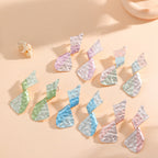 Ladies earrings in modern disc design