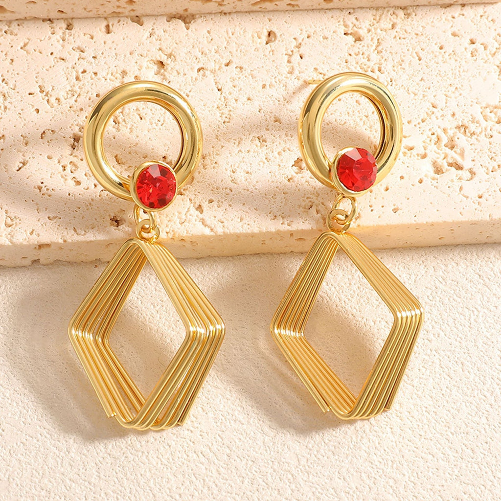 Women's Design Earrings with Geometric Wire Motif