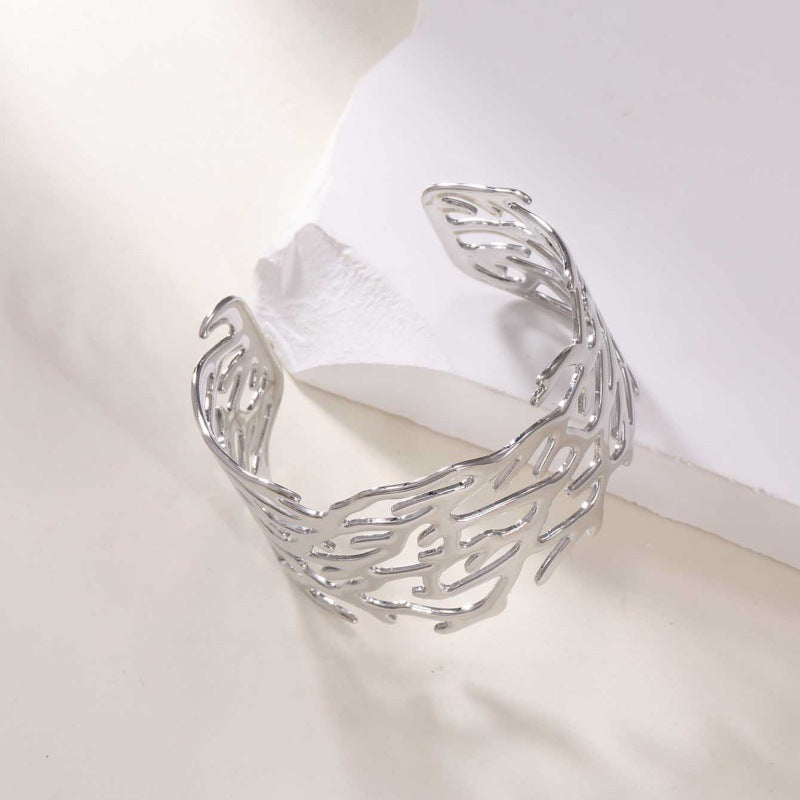 Women's Open Bangle with Elegant Wave Design